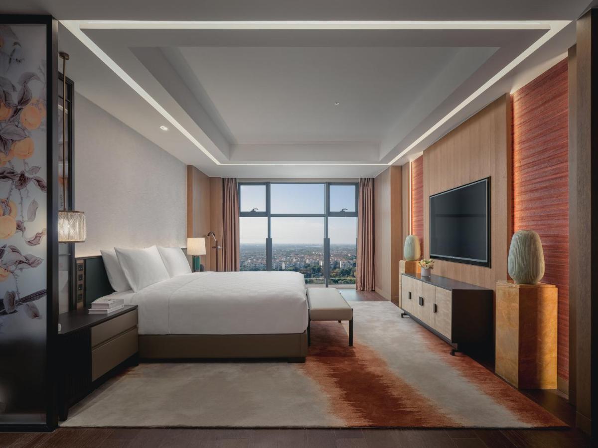 Hualuxe Kunshan Huaqiao By Ihg - F1 Racing Preferred Hotel Εξωτερικό φωτογραφία