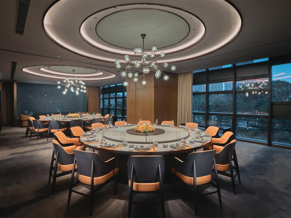 Hualuxe Kunshan Huaqiao By Ihg - F1 Racing Preferred Hotel Εξωτερικό φωτογραφία