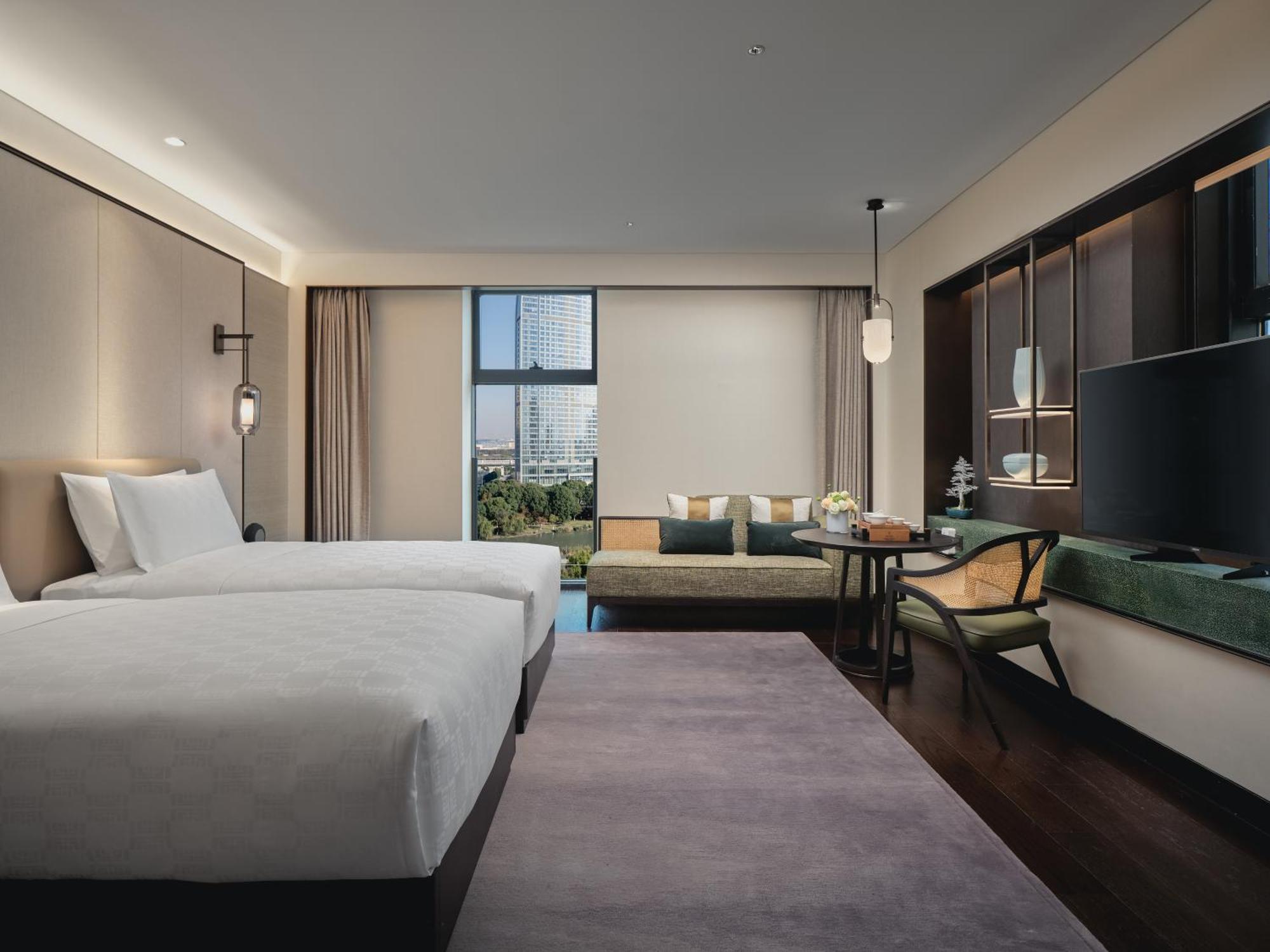 Hualuxe Kunshan Huaqiao By Ihg - F1 Racing Preferred Hotel Εξωτερικό φωτογραφία